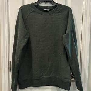 The North Face size large hunter green pullover sweatshirt